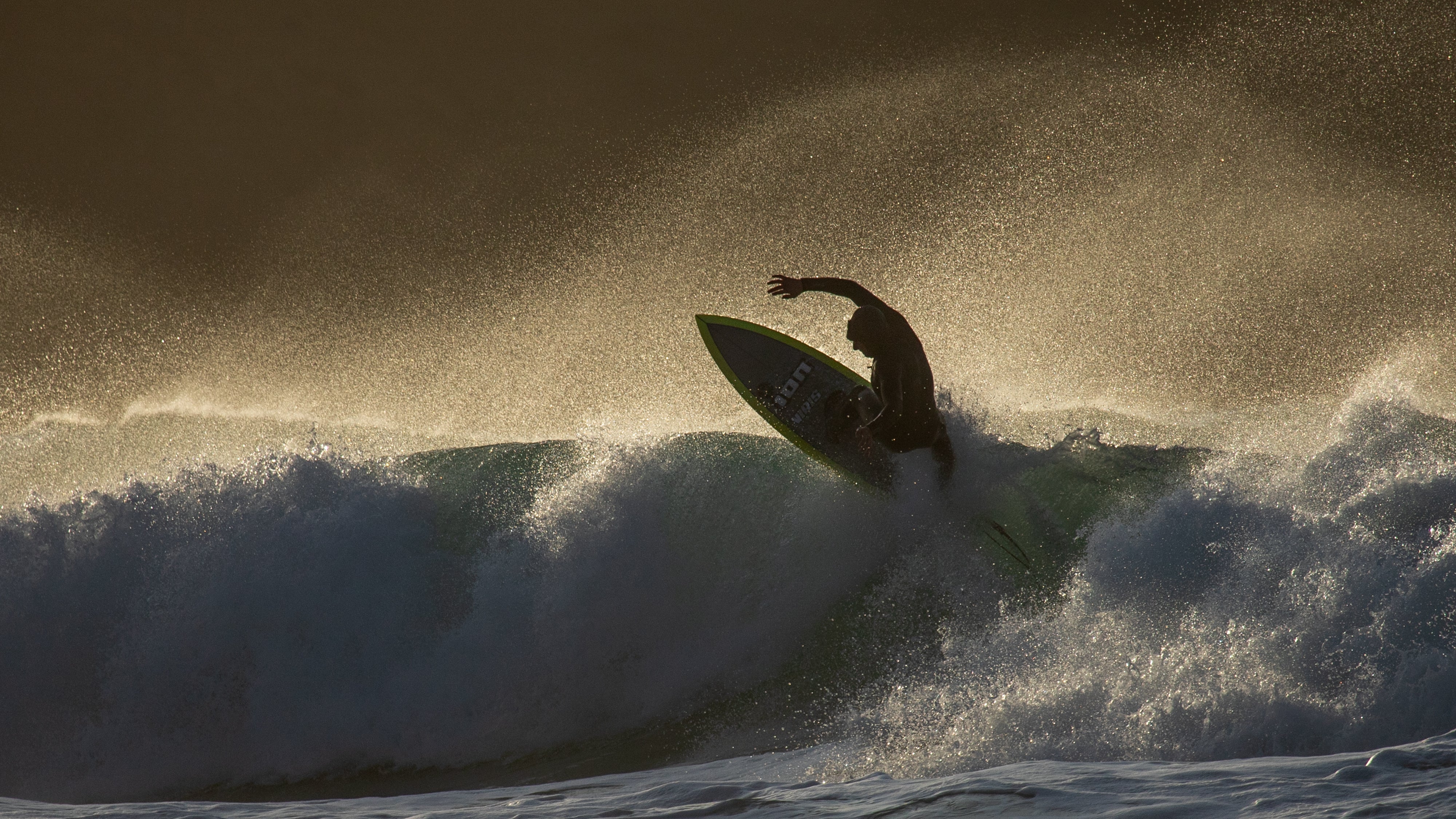 All You Need To Know About Surfboard Volume