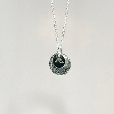 Double Disc with Wave Stamp Necklace Teylu   