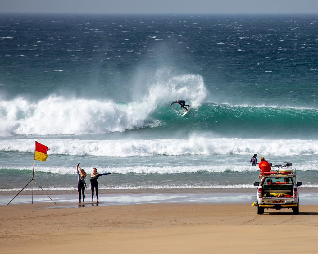 When Is The Best Time To Surf Fistral Beach - Our Surf Guide