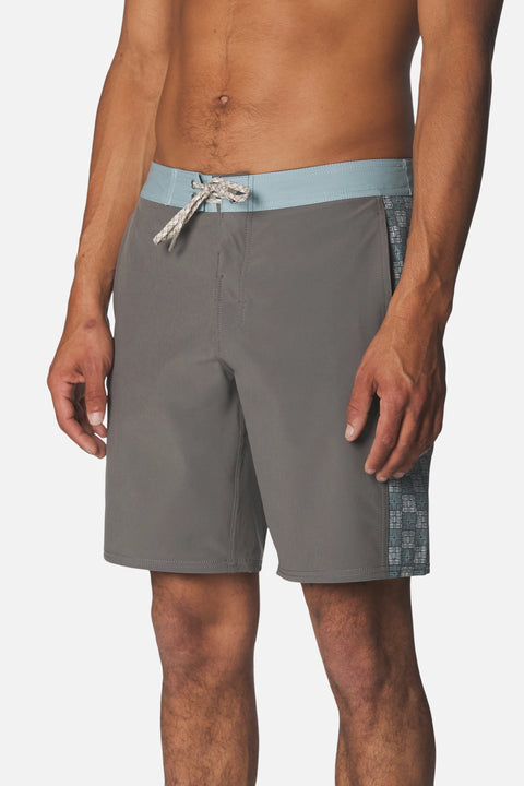 RESONATE HYBRID TRUNK - Katin